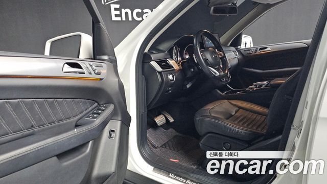 Mercedes-Benz GLE-Class GLE350 d 4MATIC Premium