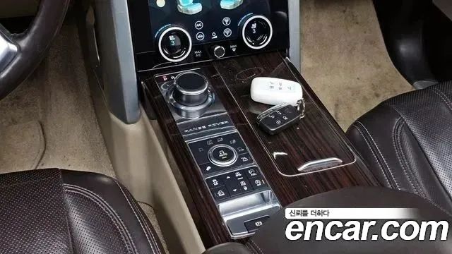 Land Rover Range Rover 4.4 SDV8 Vogue SE DIESEL