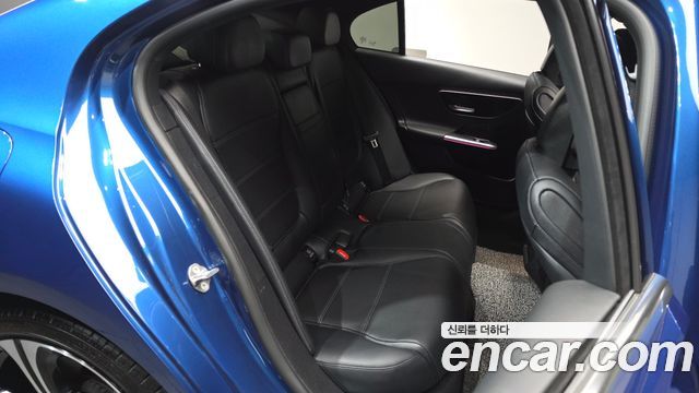 Mercedes-Benz C-Class C300 4MATIC Avantgarde