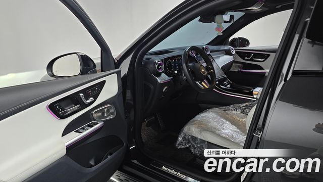 Mercedes-Benz GLC-Class GLC300 4MATIC Online Special