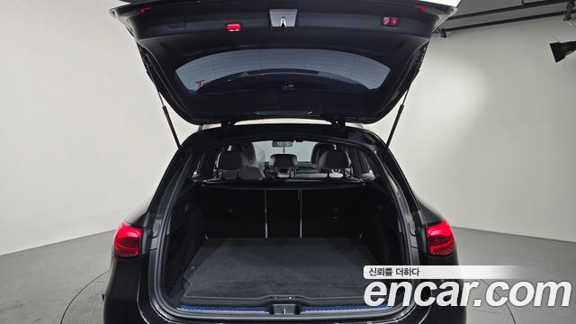 Mercedes-Benz GLC-Class GLC300 4MATIC Online Special