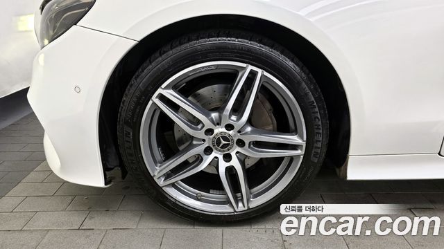 Mercedes-Benz E-Class E220d Coupe