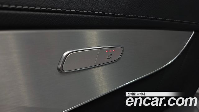 Mercedes-Benz GLC-Class GLC350e 4MATIC AMG Line