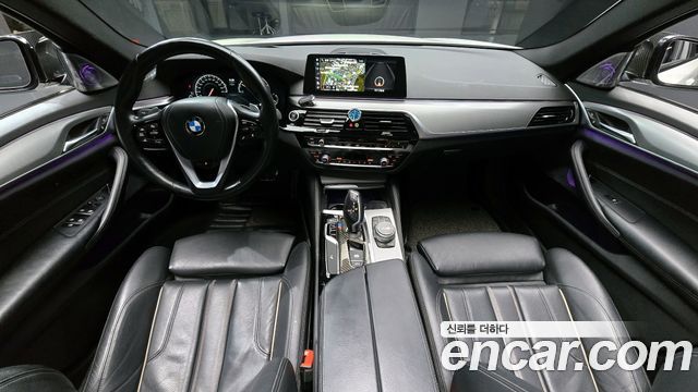 BMW 5-Series 520d M Sport package