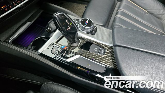 BMW 5-Series 520d M Sport package