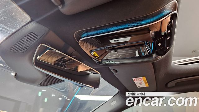 Mercedes-Benz E-Class E300 4MATIC Exclusive