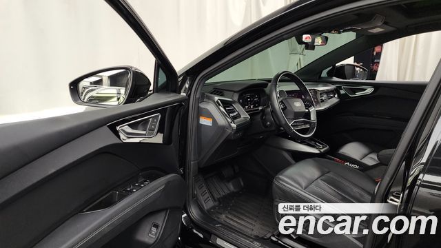 Audi Q4 e-tron 40 Premium