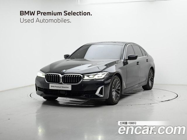 BMW 5-Series 530i Luxury