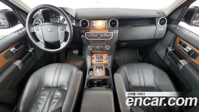 Land Rover Discovery 3.0 SDV6 SE