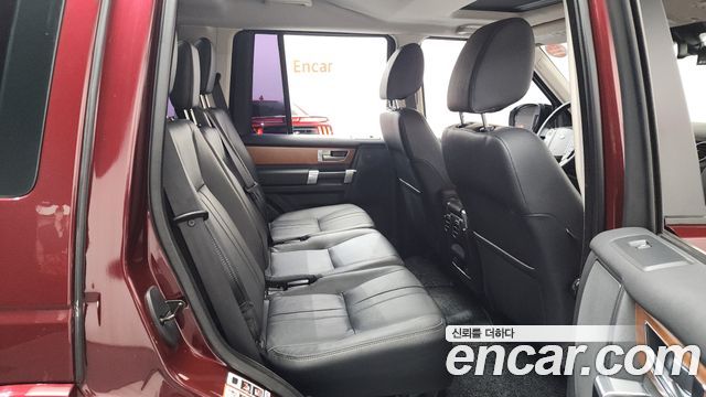 Land Rover Discovery 3.0 SDV6 SE