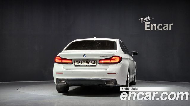 BMW 5-Series 523d Luxury