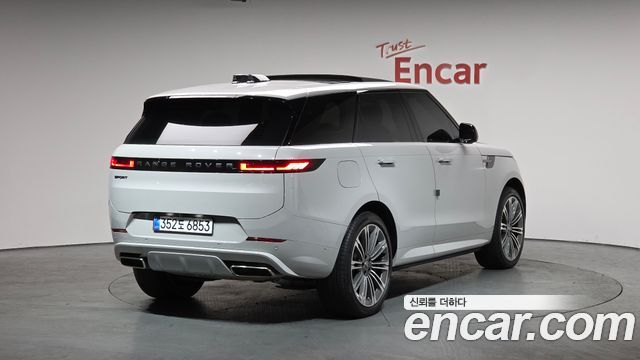 Land Rover Range Rover Sport P550E Dynamic HSE
