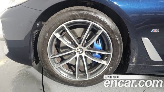 BMW 5-Series 520i M Sport