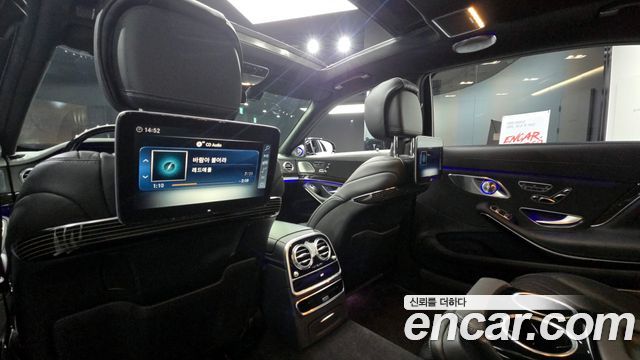 Mercedes-Benz S-Class Maybach S560 4MATIC
