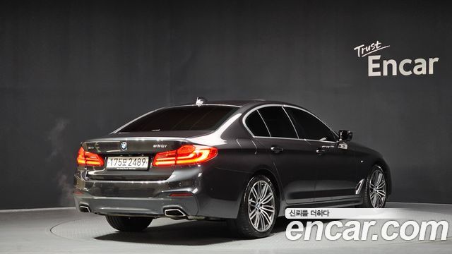 BMW 5-Series 530i xDrive M Sport Package Plus
