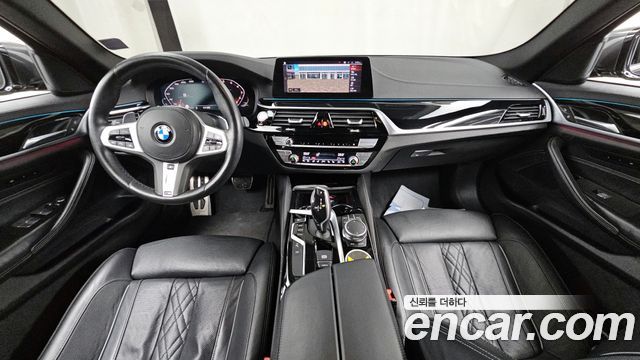 BMW 5-Series 530i xDrive M Sport Package Plus
