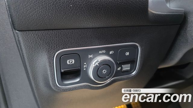 Mercedes-Benz GLB-Class AMG GLB35 4MATIC