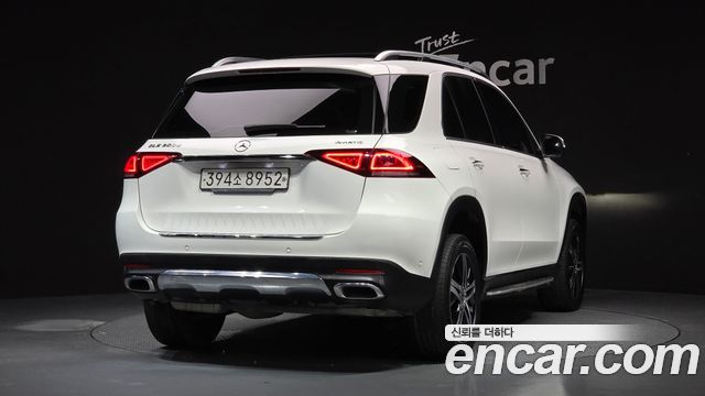 Mercedes-Benz GLE-Class GLE300d 4MATIC