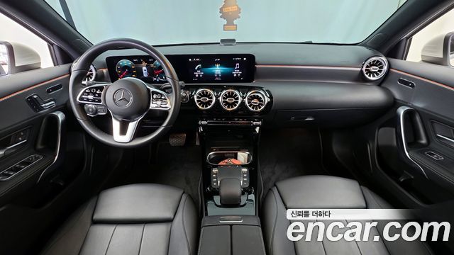 Mercedes-Benz A-Class A220 Hatchback