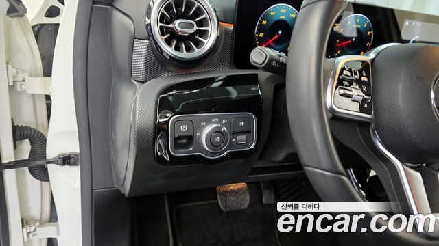 Mercedes-Benz A-Class A220 Hatchback