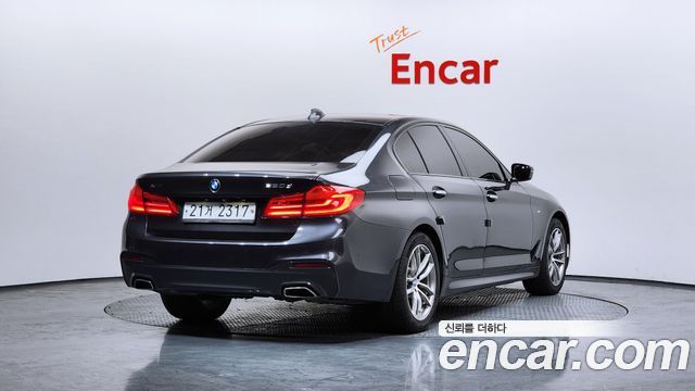 BMW 5-Series 520d xDrive M Sport Package Plus