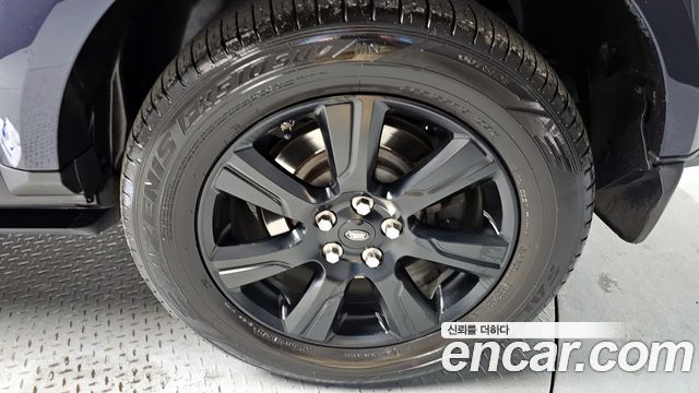 Land Rover Discovery 3.0 SDV6 SE