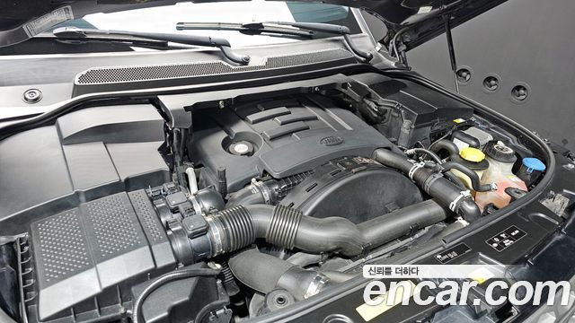 Land Rover Discovery 3.0 SDV6 SE