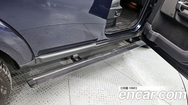Land Rover Discovery 3.0 SDV6 SE