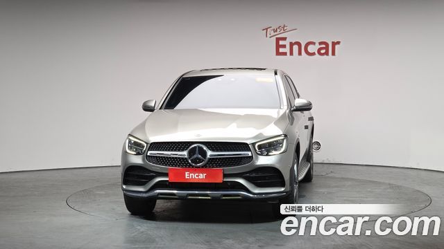 Mercedes-Benz GLC-Class GLC300e 4MATIC Coupe