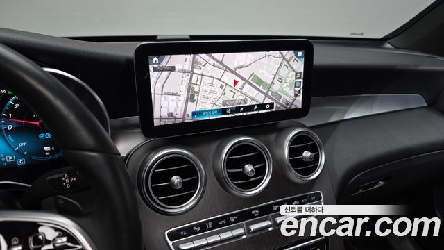 Mercedes-Benz GLC-Class GLC300e 4MATIC Coupe