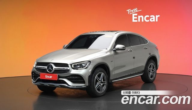 Mercedes-Benz GLC-Class GLC300e 4MATIC Coupe