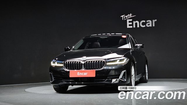 BMW 5-Series 530e Luxury