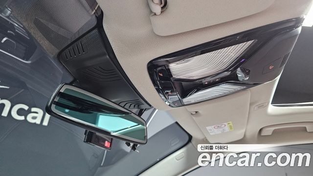 BMW 5-Series 530e Luxury