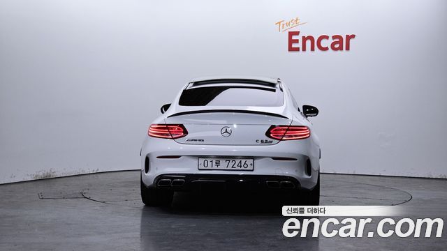 Mercedes-Benz C-Class C63 AMG Coupe