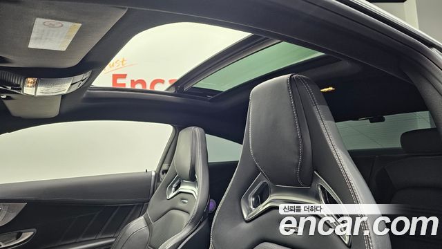 Mercedes-Benz C-Class C63 AMG Coupe
