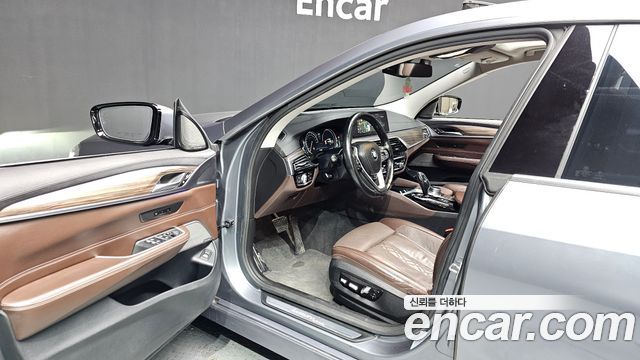 BMW Gran Turismo 640i xDrive Luxury