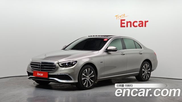 Mercedes-Benz E-Class E300e 4MATIC Exclusive