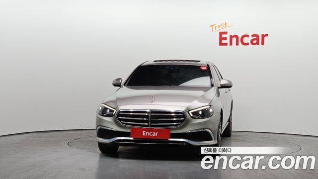 Mercedes-Benz E-Class E300e 4MATIC Exclusive