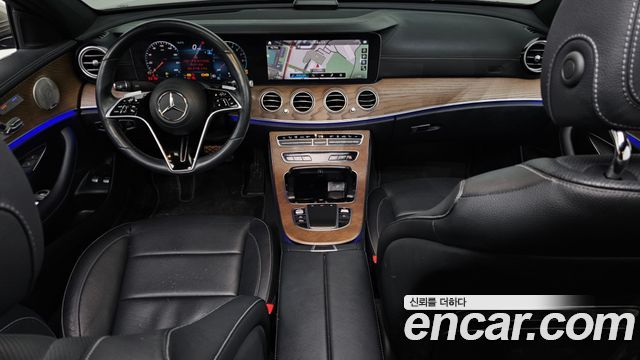 Mercedes-Benz E-Class E300e 4MATIC Exclusive