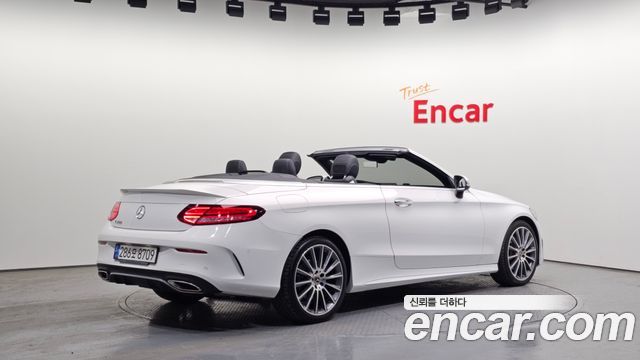 Mercedes-Benz C-Class C200 Cabriolet