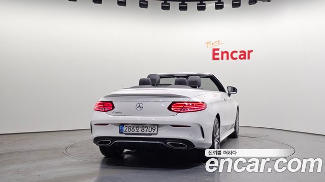 Mercedes-Benz C-Class C200 Cabriolet