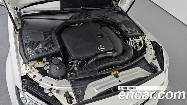Mercedes-Benz C-Class C200 Cabriolet