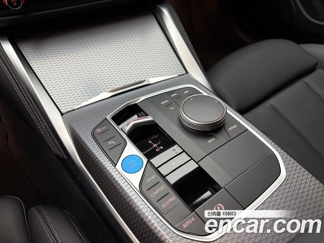 BMW i4 M50