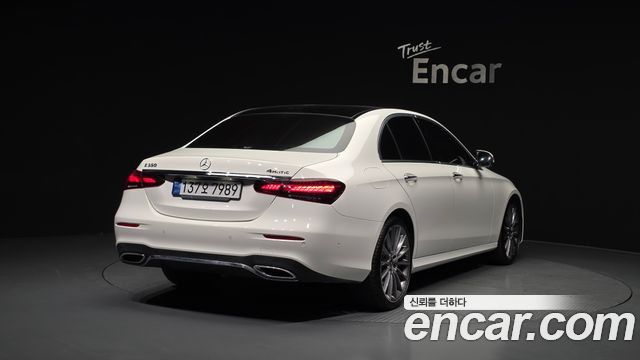 Mercedes-Benz E-Class E350 4MATIC AMG Line