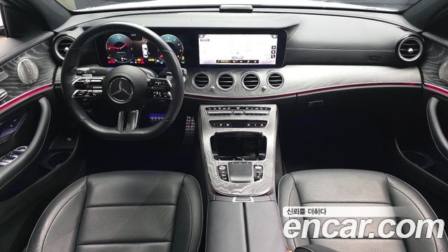 Mercedes-Benz E-Class E350 4MATIC AMG Line