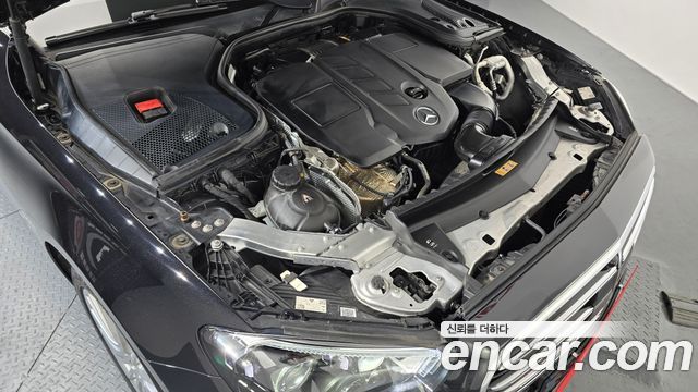Mercedes-Benz E-Class E220d 4MATIC Exclusive