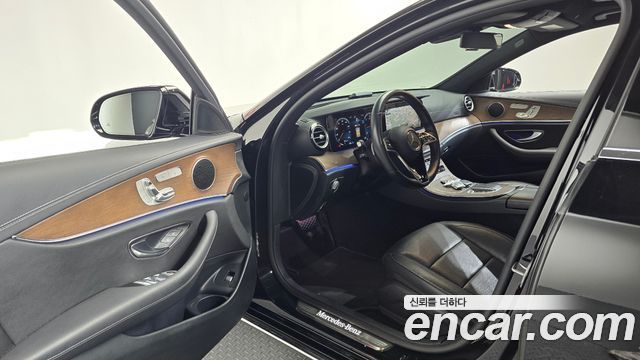 Mercedes-Benz E-Class E220d 4MATIC Exclusive