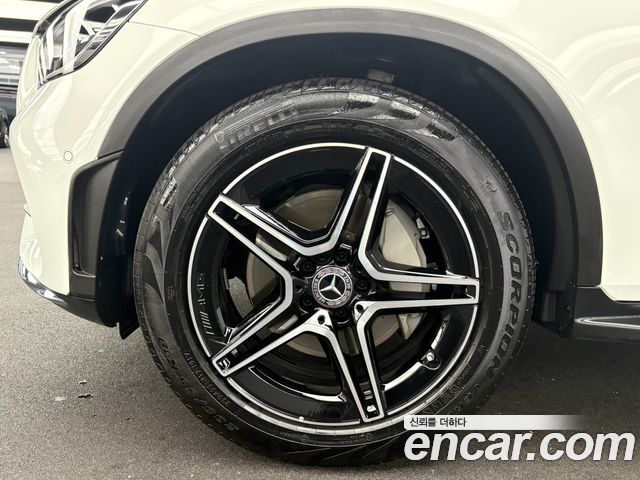 Mercedes-Benz GLC-Class GLC300 4MATIC
