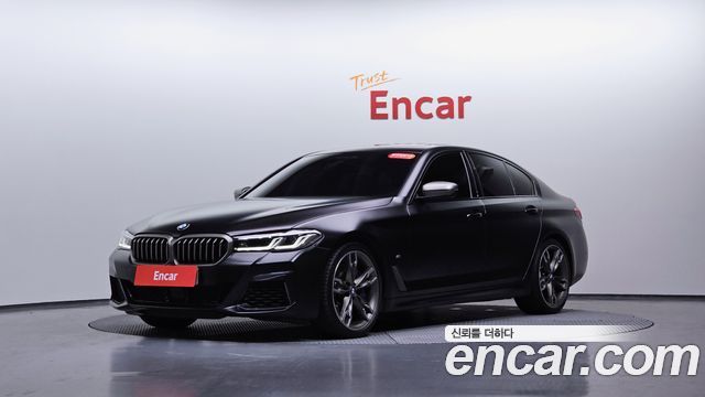 BMW 5-Series M550i xDrive