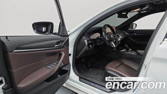 BMW 5-Series 530i xDrive M Sport Package